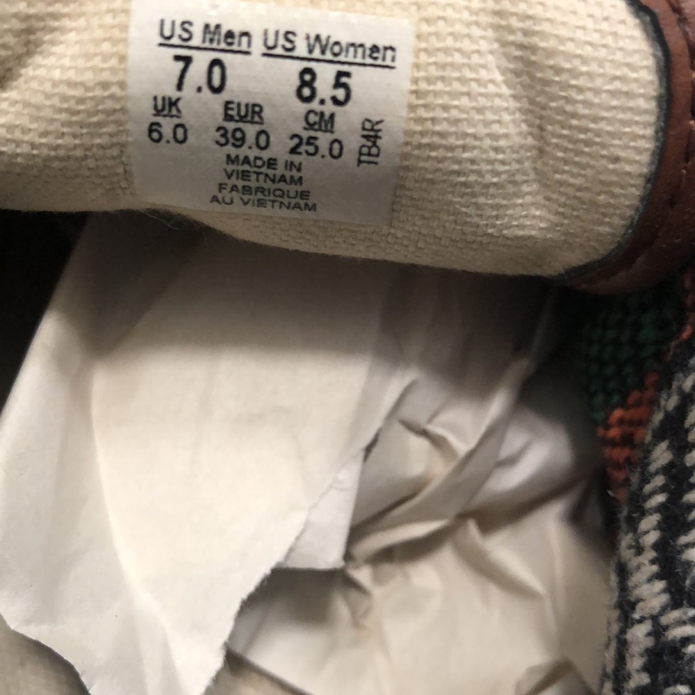 Vans khaki Aztec style design Off the Wall sneakers unisex lace ups - Picture 7 of 12